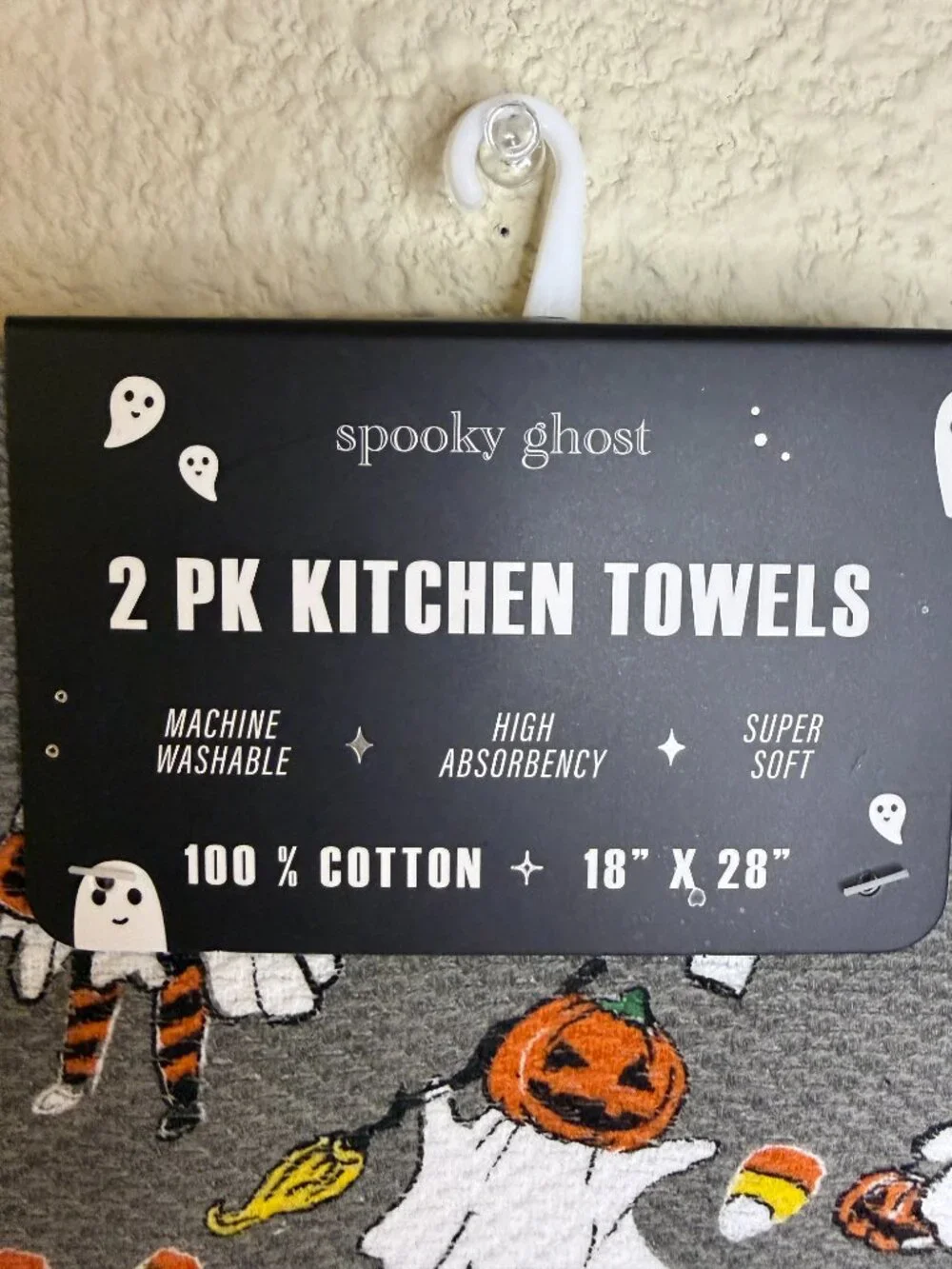 Spooky Girly Ghost Halloween Kitchen Towels 2 Pack Pumpkin Candy Corn 18x28 NWT